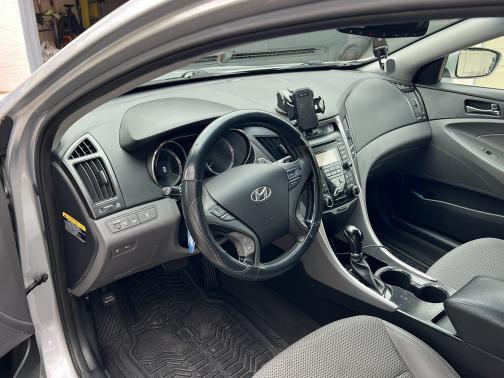 2012 Hyundai SONATA SE 2.0T