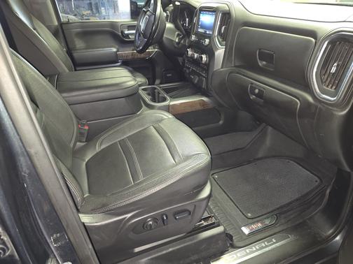 2023 GMC Sierra 3500 Denali
