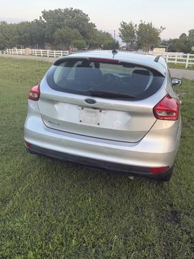 Silver 2015 Ford Focus SE