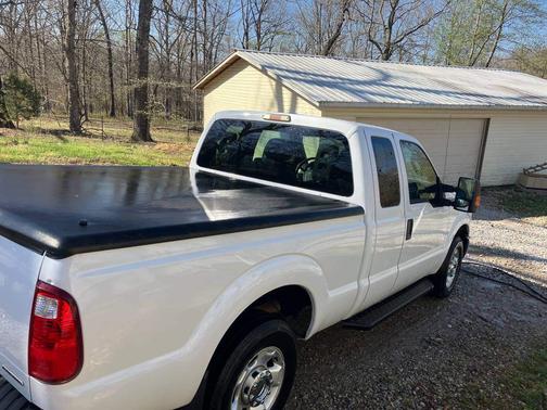 White 2012 Ford F-250 XLT