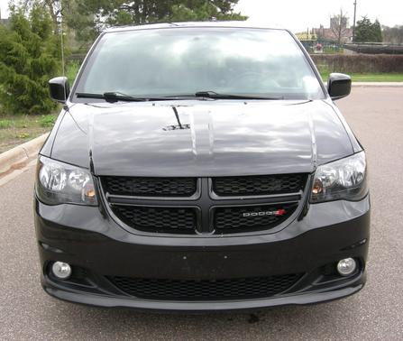 Black 2018 Dodge Grand Caravan SE