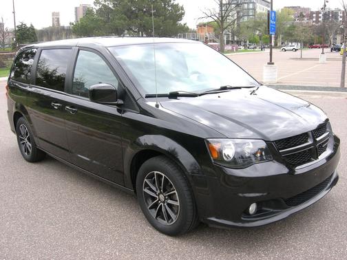 Black 2018 Dodge Grand Caravan SE