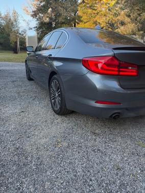 2019 BMW 530 i