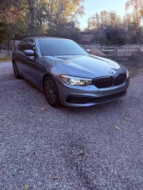 2019 BMW 530 i