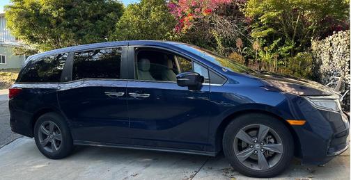 Blue 2021 Honda Odyssey EX