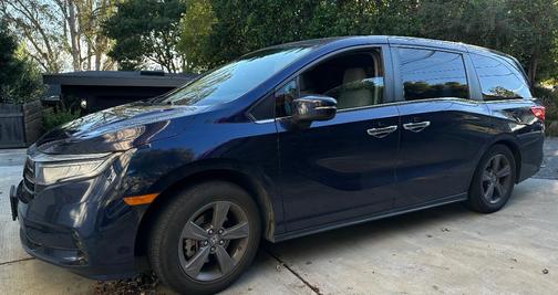 Blue 2021 Honda Odyssey EX