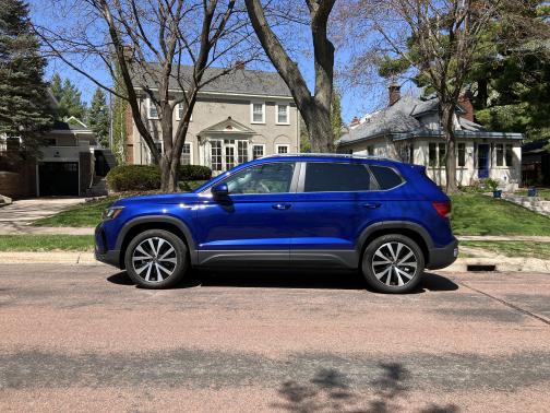 2023 Volkswagen Taos 1.5T SE