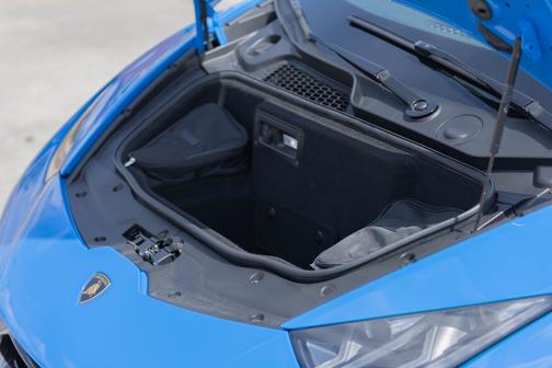 2019 Lamborghini Huracan Performante