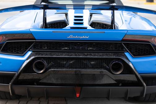 2019 Lamborghini Huracan Performante