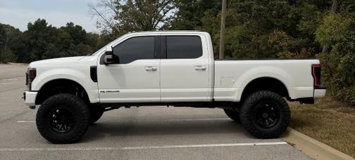 2022 Ford F-250 Lariat