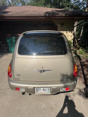 Beige 2004 Chrysler PT Cruiser Limited