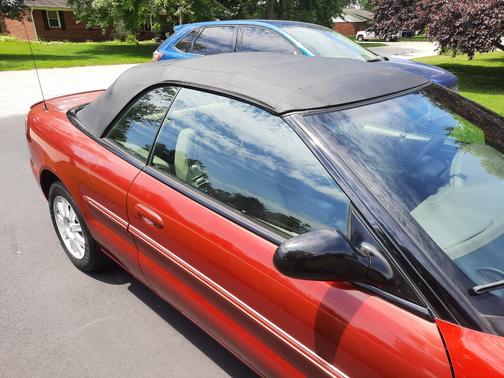 Red 2002 Chrysler Sebring GTC