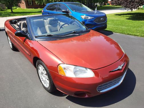 Red 2002 Chrysler Sebring GTC