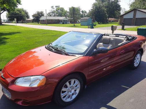 Red 2002 Chrysler Sebring GTC