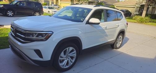 2022 Volkswagen Atlas 3.6L SE w/Technology