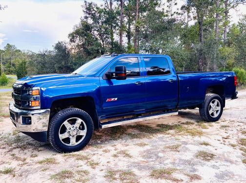 Blue 2017 Chevrolet Silverado 2500 LT