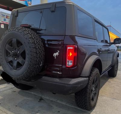 Black 2022 Ford Bronco Black Diamond Advanced