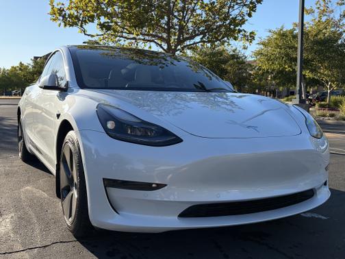 2022 Tesla Model 3 Base