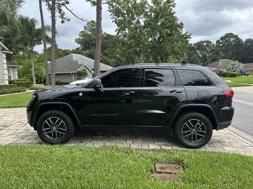 2017 Jeep Grand Cherokee Trailhawk