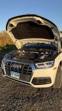 White 2018 Audi Q5 2.0T Premium Plus