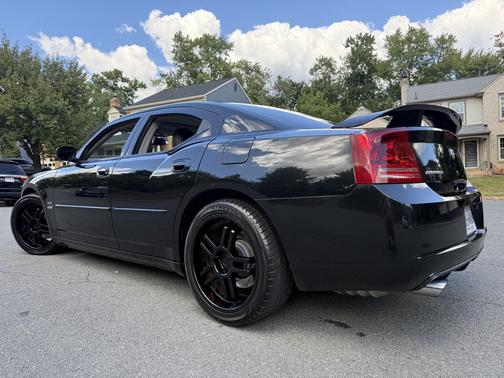 2006 Dodge Charger SRT8