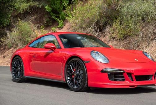 2015 Porsche 911 Carrera GTS