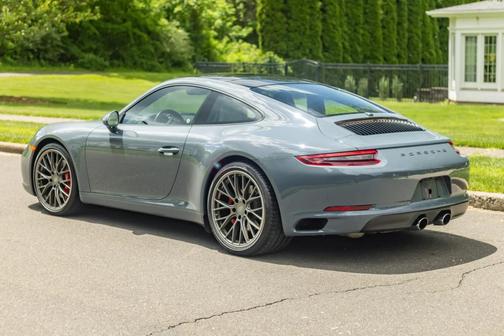 Blue 2018 Porsche 911 911 Carrera S