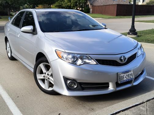 2012 Toyota Camry SE