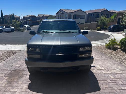 1999 Chevrolet Tahoe Base