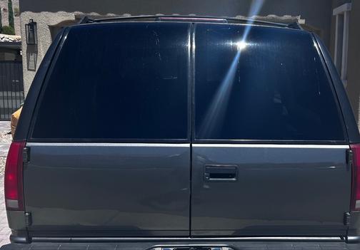 1999 Chevrolet Tahoe Base