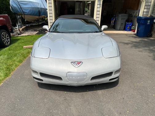 Silver 2001 Chevrolet Corvette Base