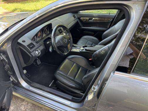 2011 Mercedes-Benz C-Class C 63 AMG