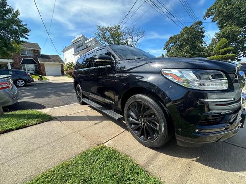 Black 2021 Lincoln Navigator Reserve