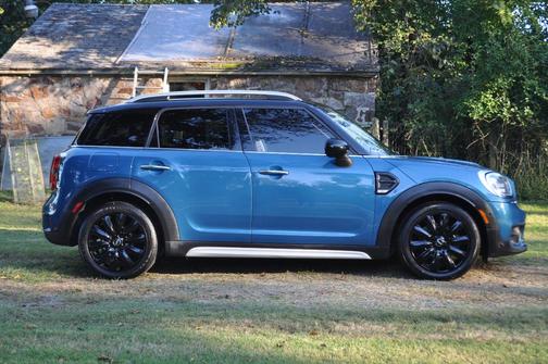 Blue 2018 MINI Countryman Cooper