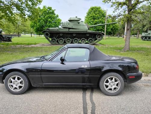 Black 1997 Mazda MX-5 Miata Base