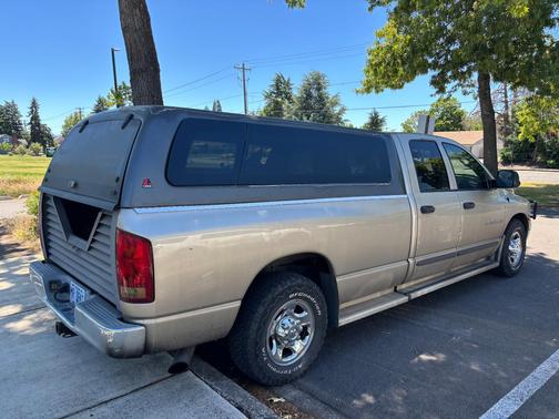 Beige 2004 Dodge Ram 2500 Laramie Quad Cab