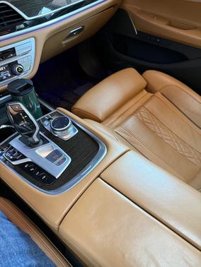 2022 BMW 745e xDrive