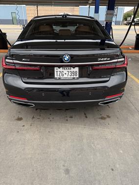 2022 BMW 745e xDrive