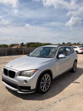 Silver 2015 BMW X1 sDrive28i