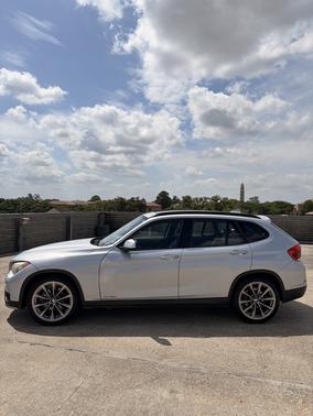 Silver 2015 BMW X1 sDrive28i