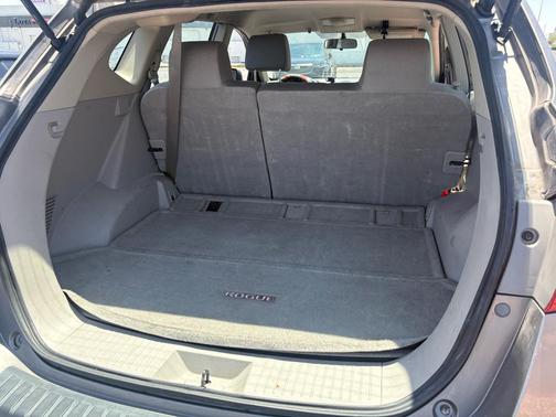Gray 2015 Nissan Rogue Select S
