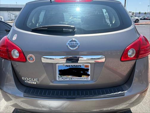 Gray 2015 Nissan Rogue Select S