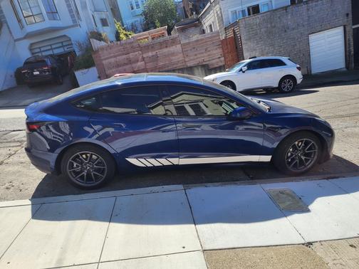 2022 Tesla Model 3 Base