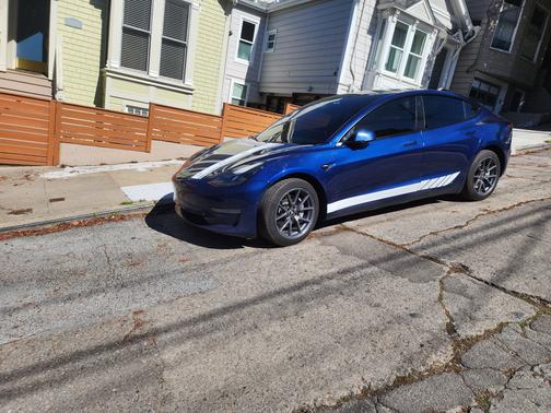 2022 Tesla Model 3 Base