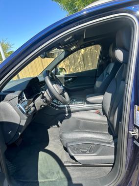 Blue 2020 Audi Q7 55 Prestige