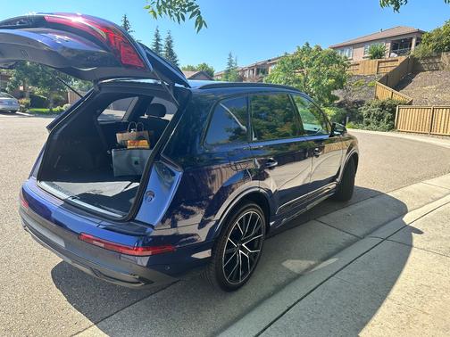 Blue 2020 Audi Q7 55 Prestige