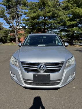 2011 Volkswagen Tiguan SE