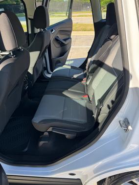 White 2015 Ford C-Max Hybrid SE