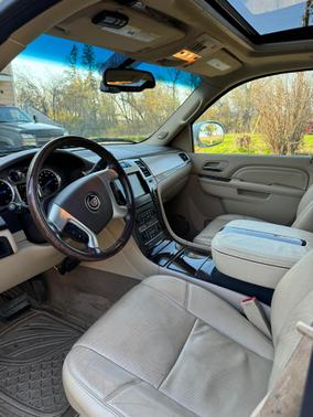 2011 Cadillac Escalade ESV Premium