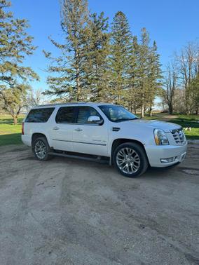 2011 Cadillac Escalade ESV Premium